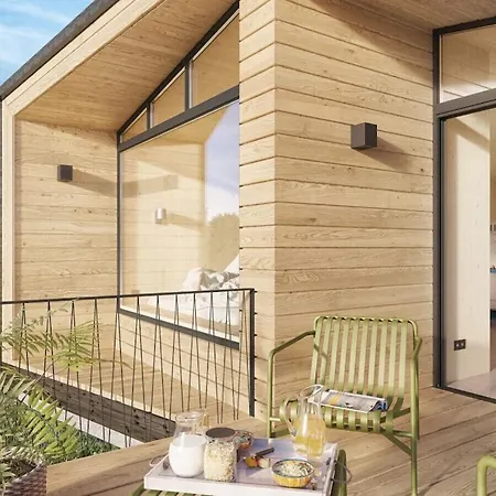 Treehouse Weissenhaeuser