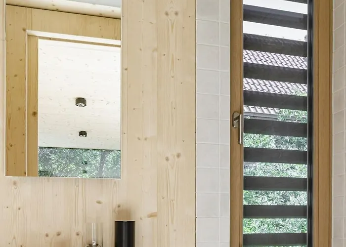 Treehouse Weissenhaeuser Vakantiehuis *